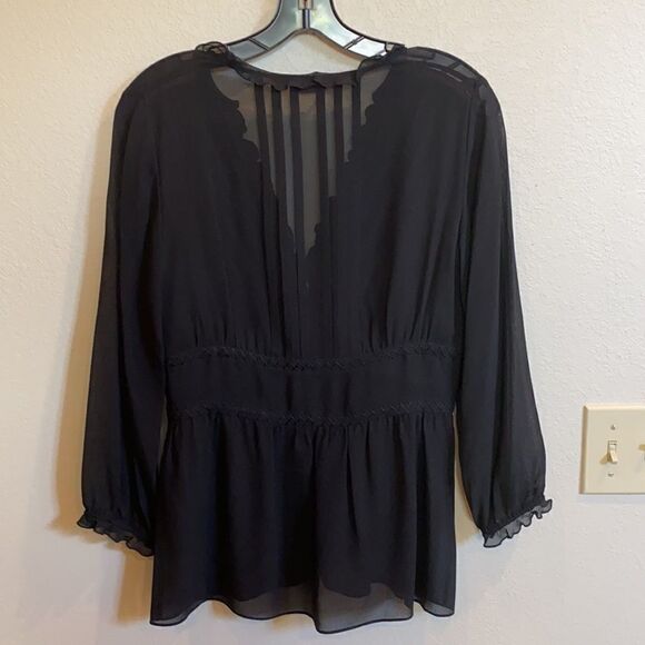 Bcbg CHIFFON TOP - Picture 2 of 2